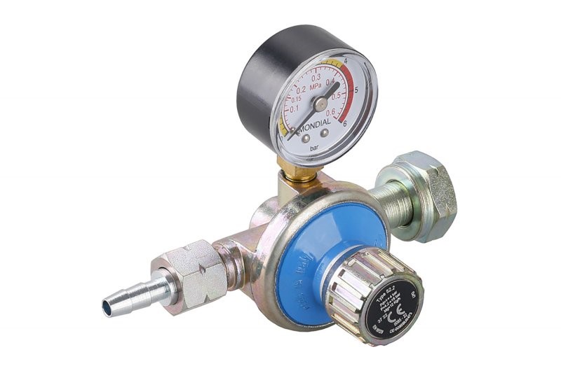 Redukčný ventil s manometrom P2 05-4 bar LPG (PB)